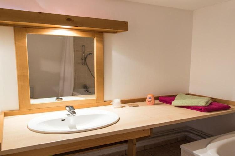 Great Apartment In Near Lake Annecy Giez Kültér fotó